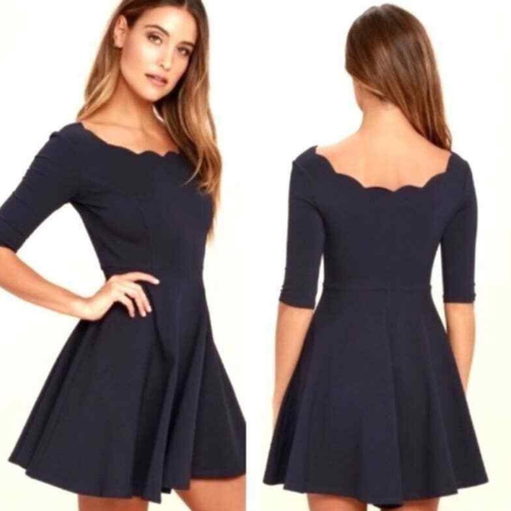 LULUS Navy Blue cocktail dress with scallop neck, 3/4 sleeve Size S
